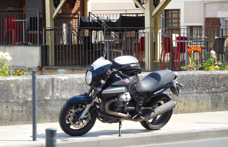 2007–2009 Moto Guzzi 1200 SPORT