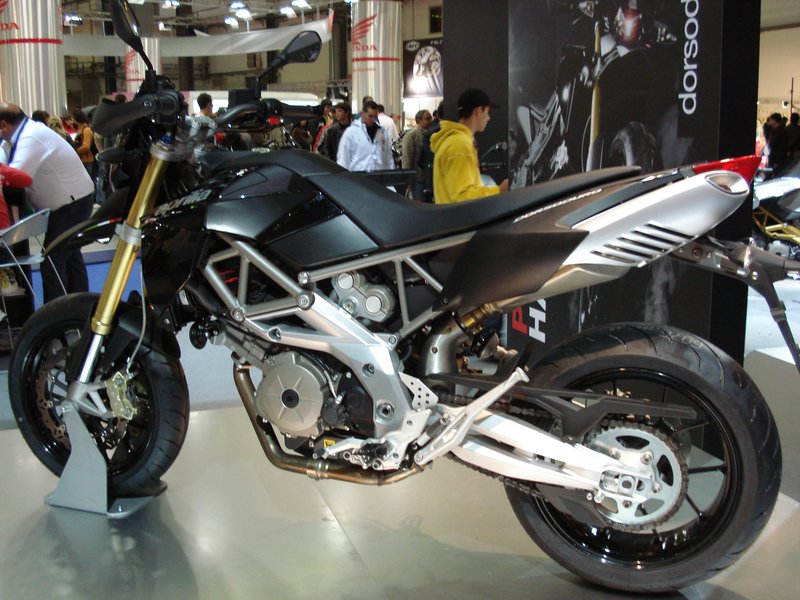 2008–2013 Aprilia DORSODURO 750