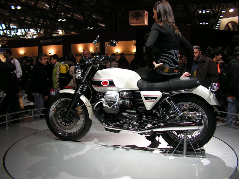 2009–2012 Moto Guzzi V7 CLASSIC