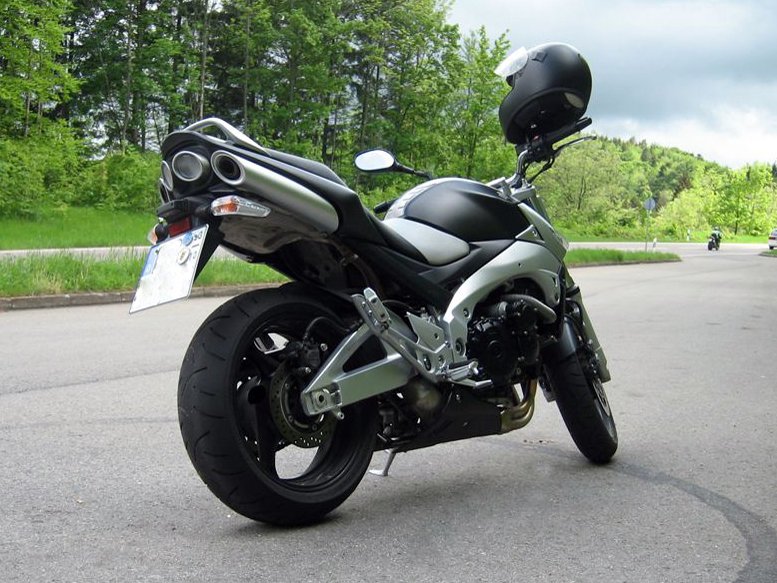 2009 Suzuki GSR600