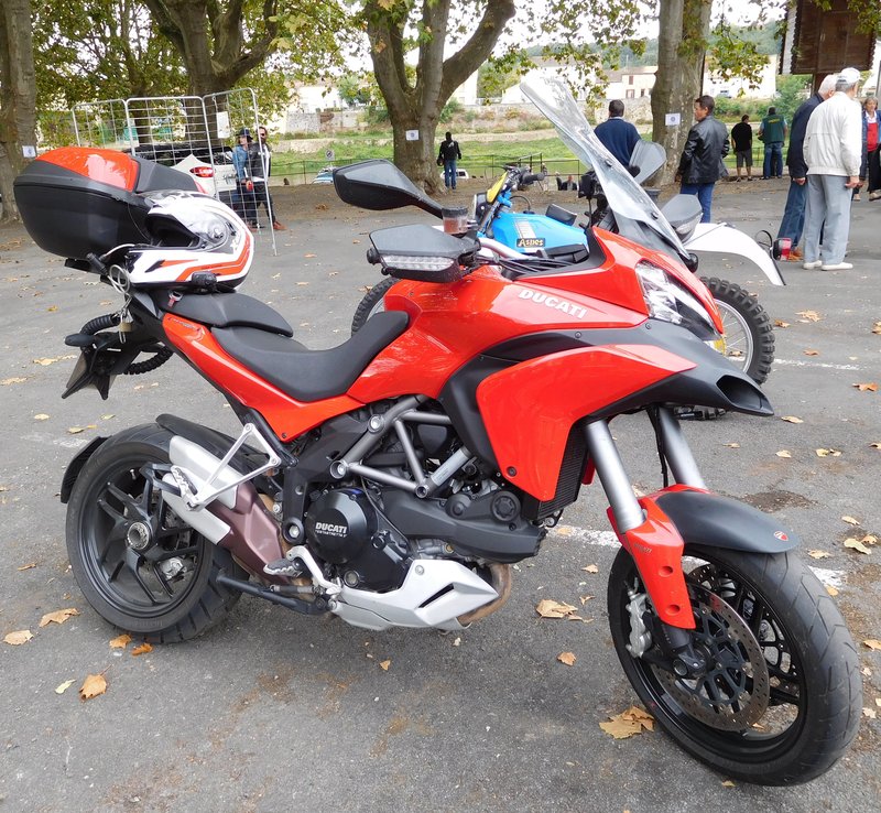 2010–2017 Ducati MULTISTRADA 1200