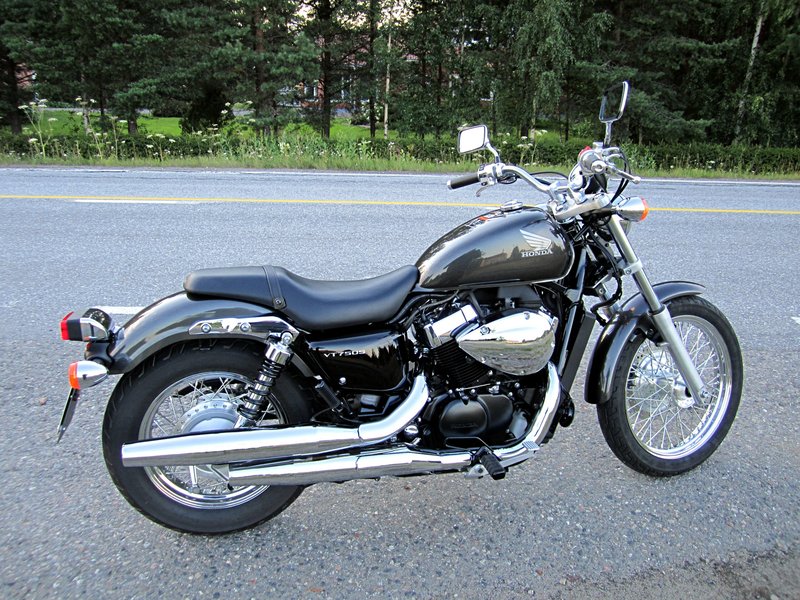 2010–2017 Honda SHADOW RS