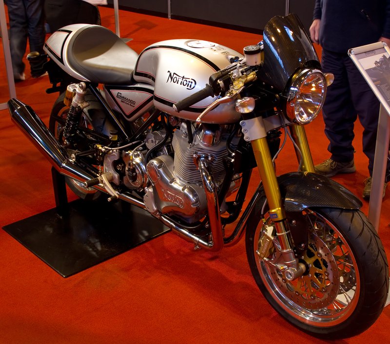 2010–2015 Norton COMMANDO 961 CAFE RACER
