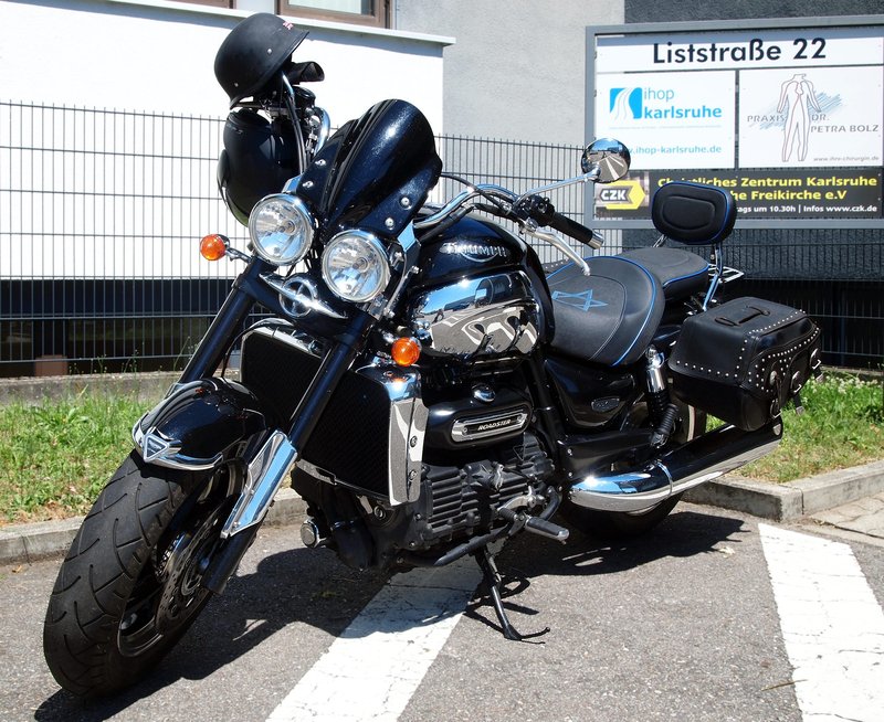 2010–2019 Triumph ROCKET III ROADSTER