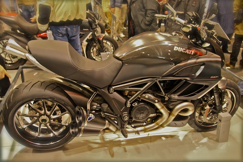 2011–2018 Ducati DIAVEL