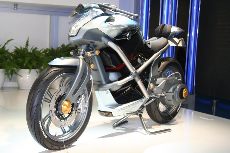 2011 Suzuki CROSSCAGE