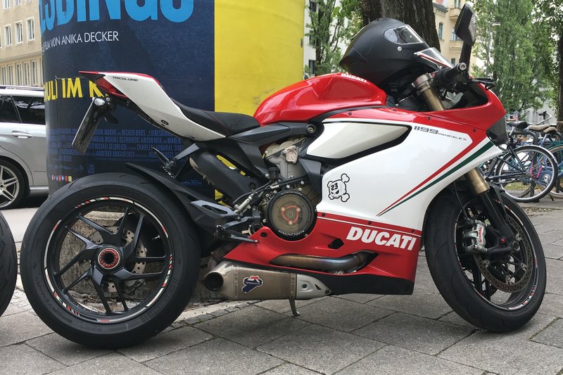 2012–2013 Ducati 1199 PANIGALE S TRICOLORE