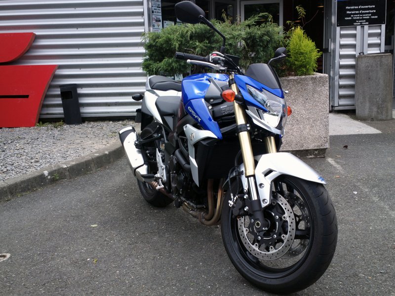 2013–2016 Suzuki GSR750