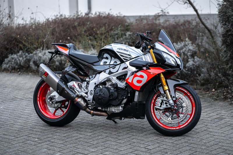 2015–2021 Aprilia TUONO V4 1100 FACTORY
