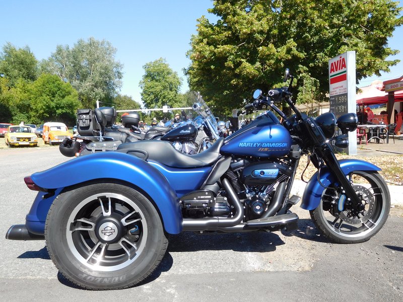 2015–2016 Harley-Davidson FREEWHEELER