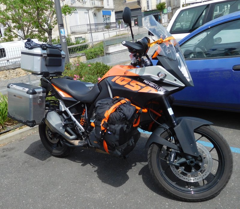 2015–2016 KTM 1050 ADVENTURE