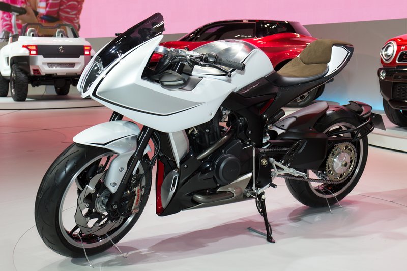 2015 Suzuki RECURSION