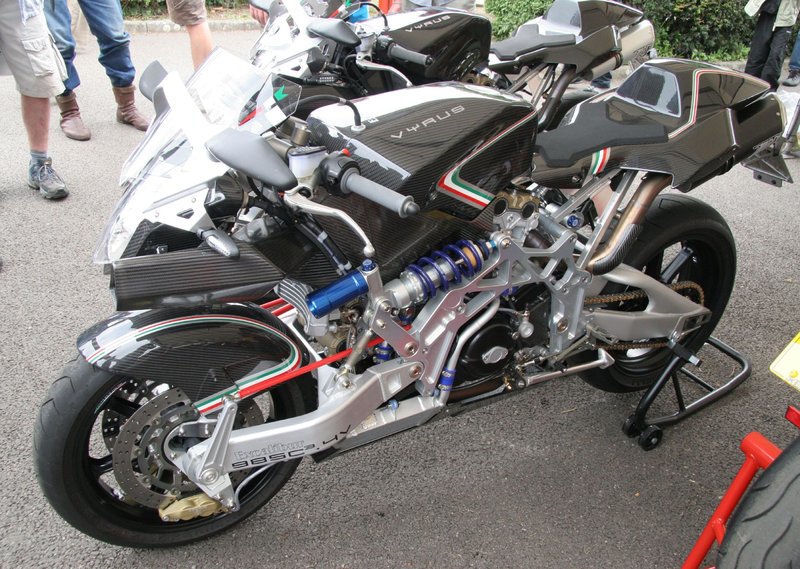 2015–2017 Vyrus 986 M2