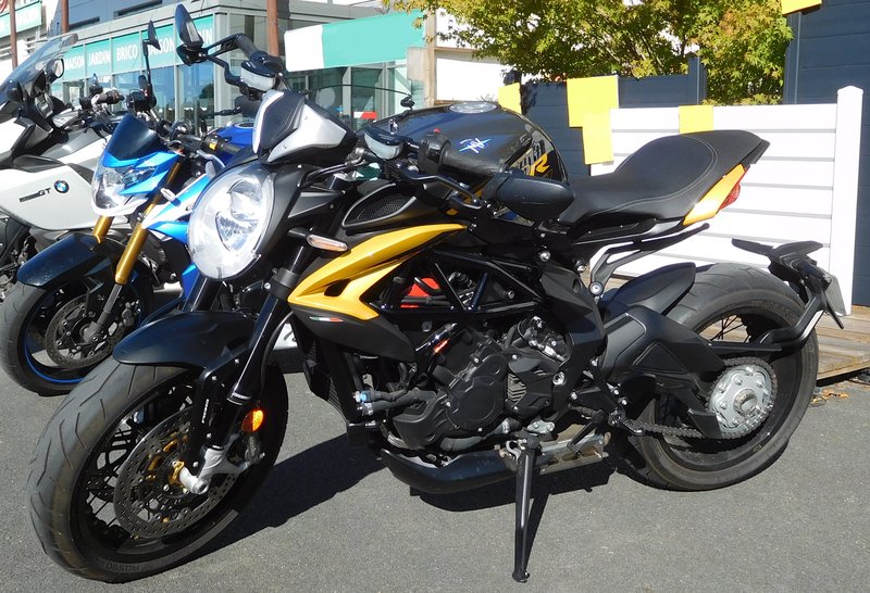 2016–2021 MV Agusta DRAGSTER 800 RR