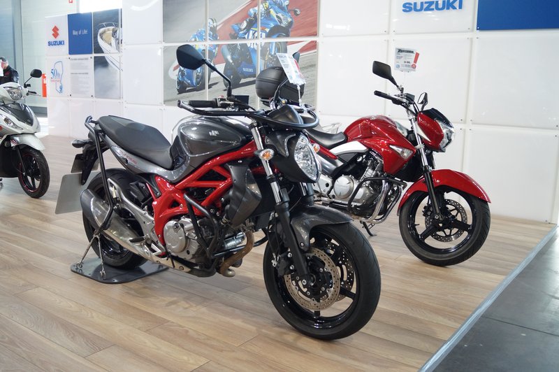 2016 Suzuki GS-R