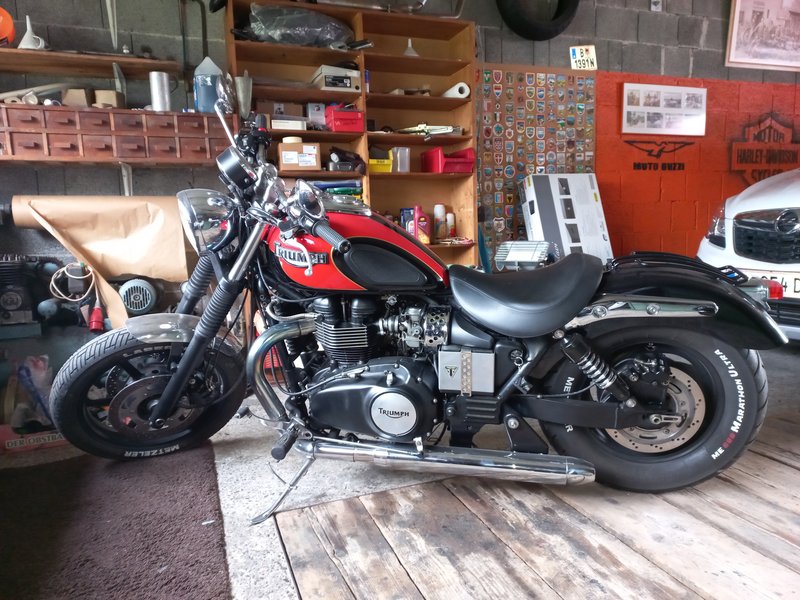 2016–2022 Triumph BONNEVILLE T120