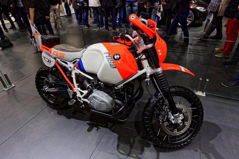 2017 BMW CONCEPT LAC ROSE