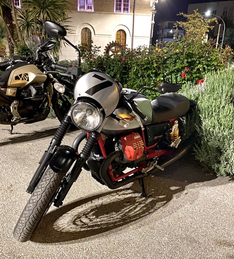 2018 Moto Guzzi V7 III RACER