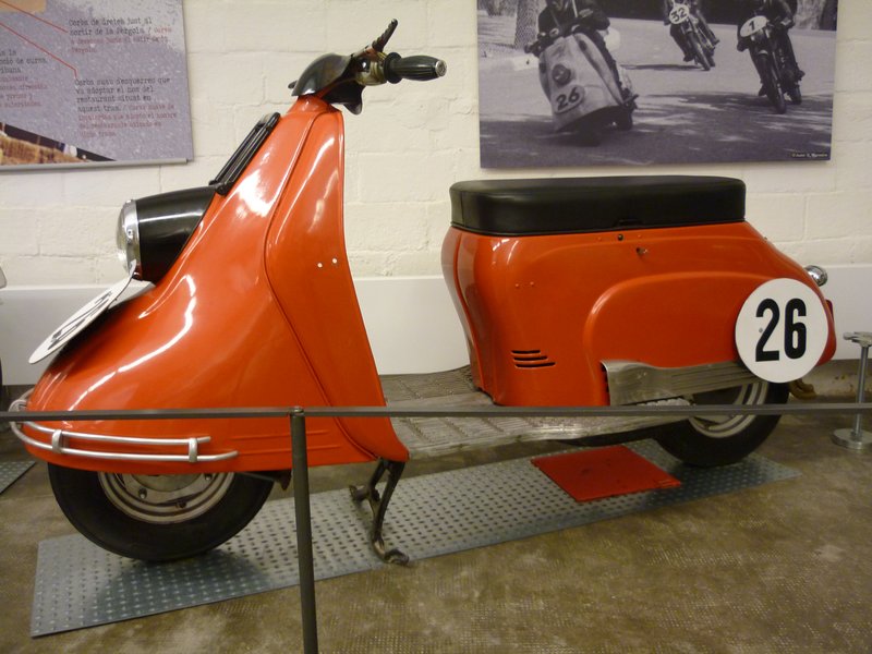 2020–2021 Revolt RV400