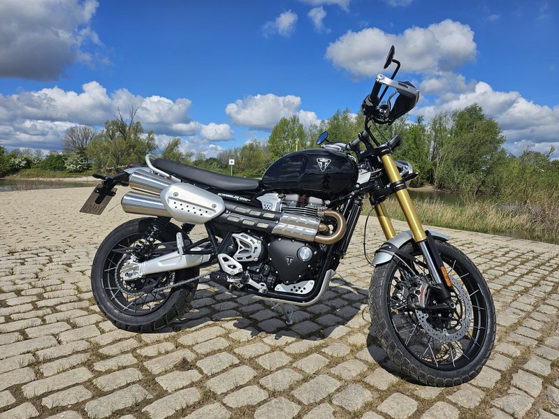 2021–2022 Triumph SCRAMBLER 1200 XE