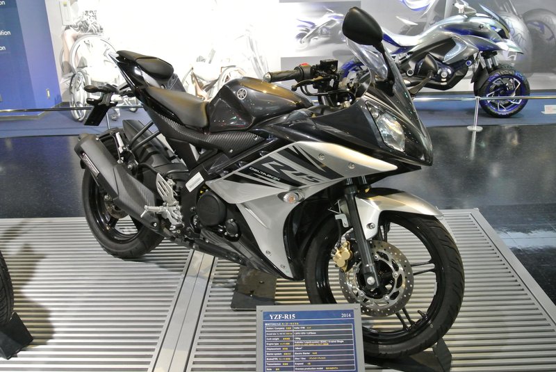 2022 Yamaha R15